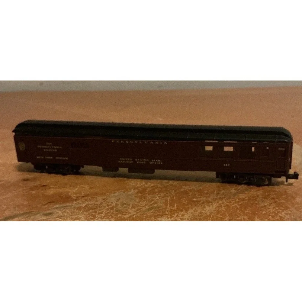 Atlas N Scale Pennsylvania United‎ States Mail Railway Post Office 85' Car